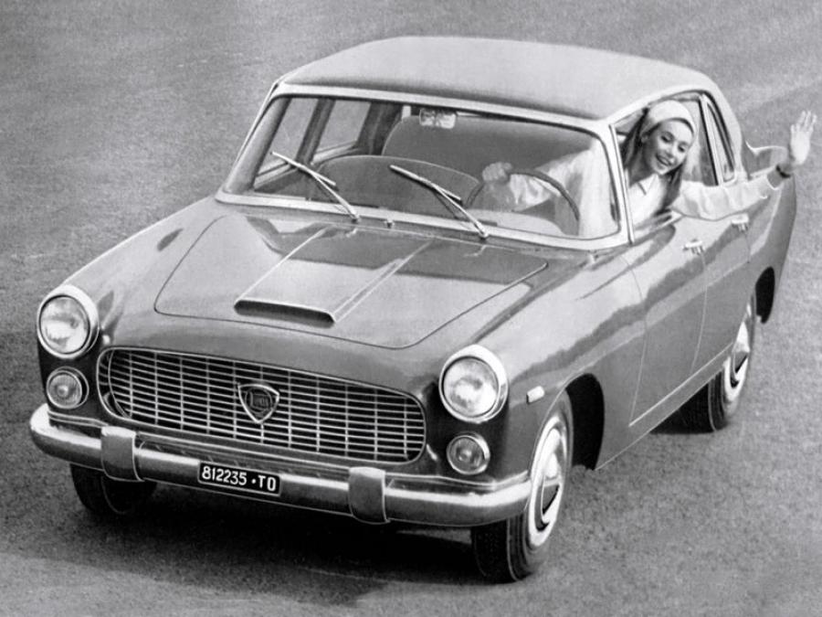  Lancia Flaminia Berlina 1963 года  (фото 3 из 5)